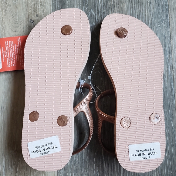 NWT KIDS HAVAIANAS FLIP FLOPS - Picture 10 of 12